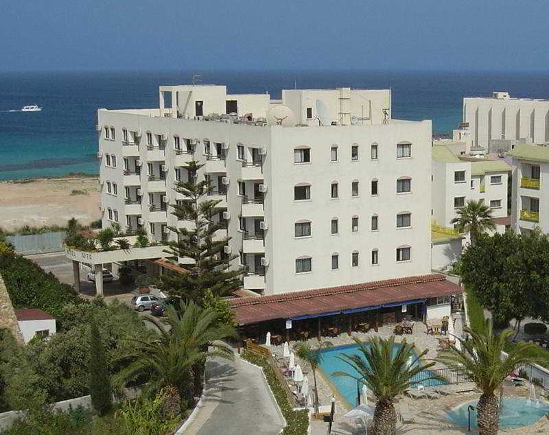 Sunrise Gardens Aparthotel Protaras Exterior photo